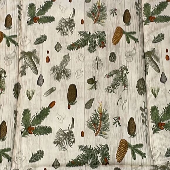 Dog Pet Cat Mat/Bed, Pine Cones, boughs, rustic, farmhouse, cabin, 18 x 24 - Picture 3 of 5